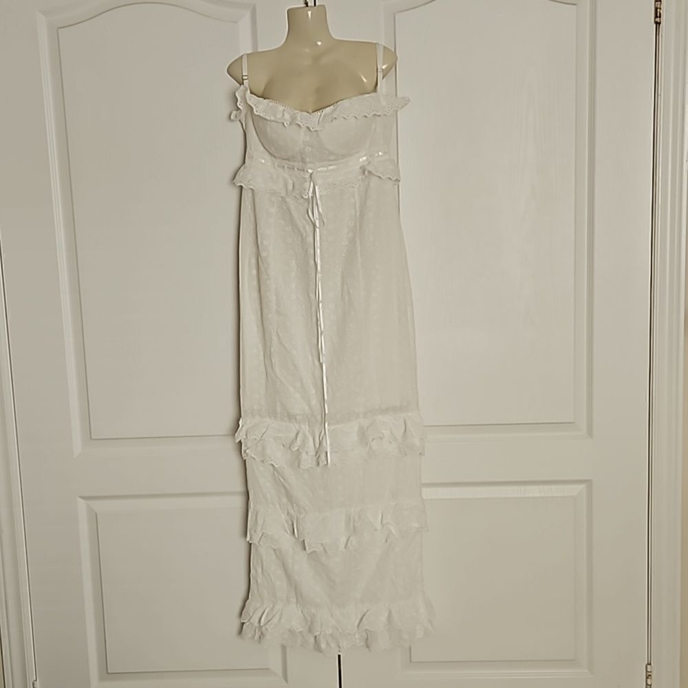 Sunfere Eyelet Embroidery Spaghetti Straps Maxi Dress With Back Slit Large White